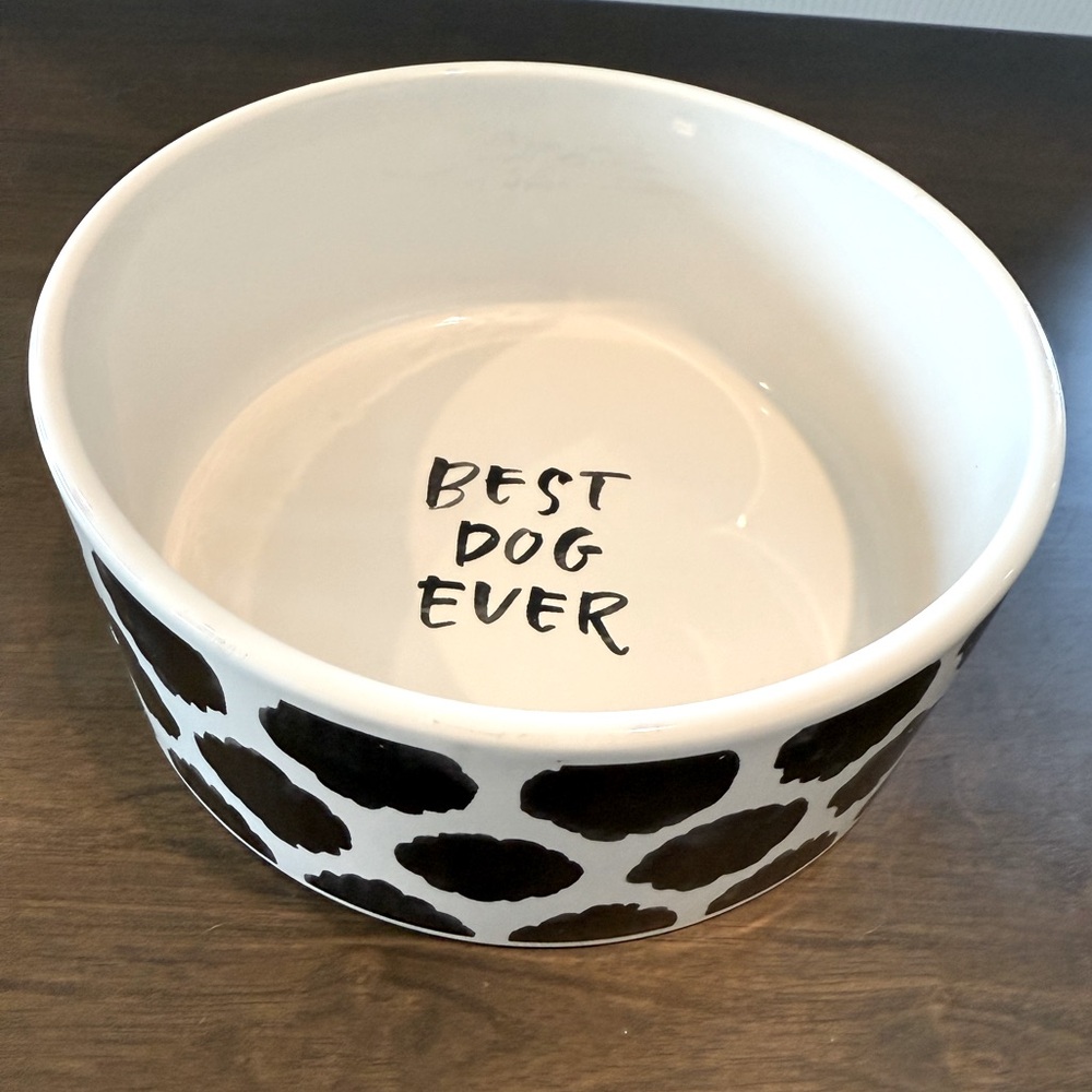 FRINGE STUDIO Large Black/White Dog Bowl
